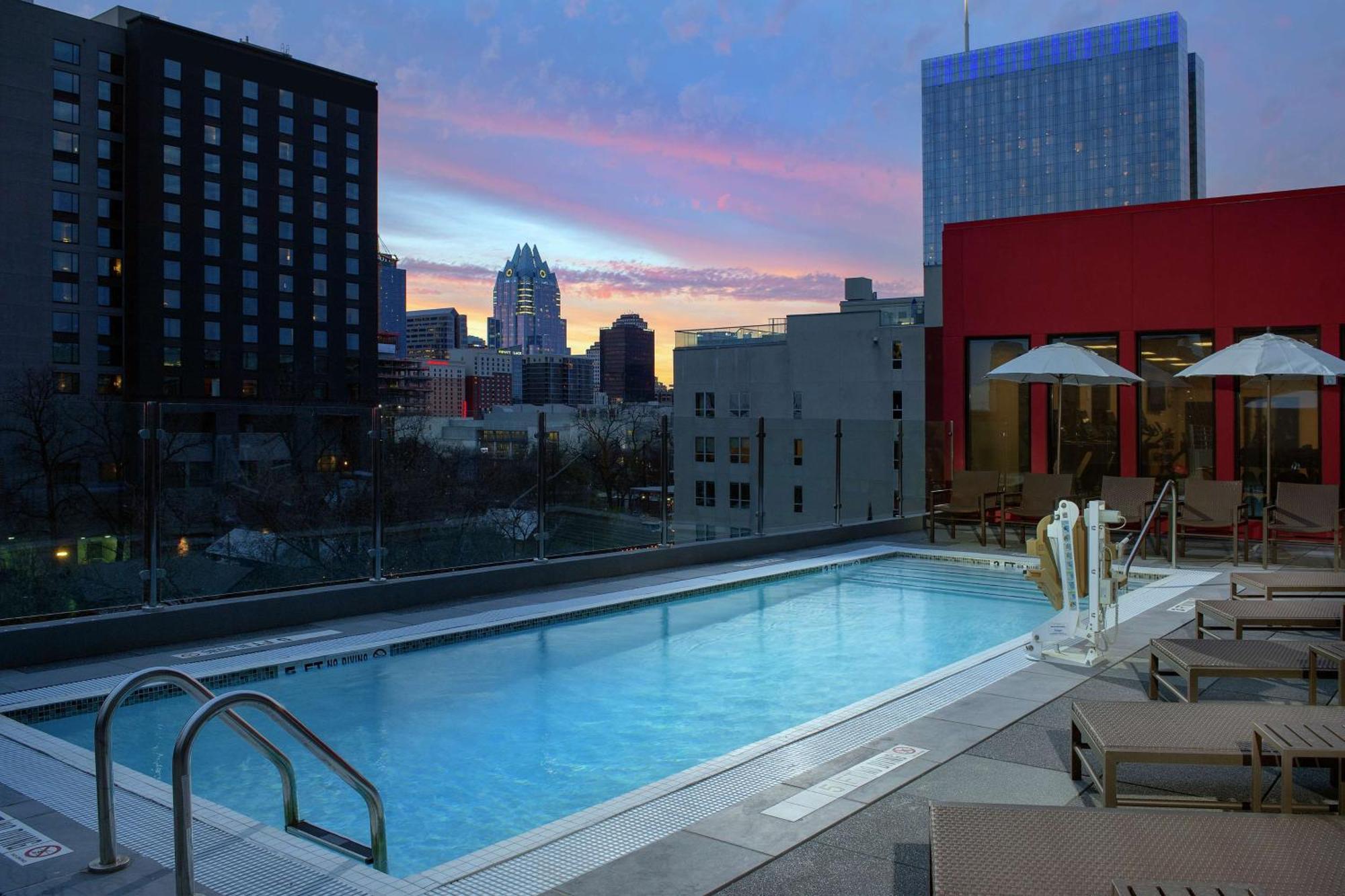 Homewood Suites By Hilton Austin Downtown Dış mekan fotoğraf